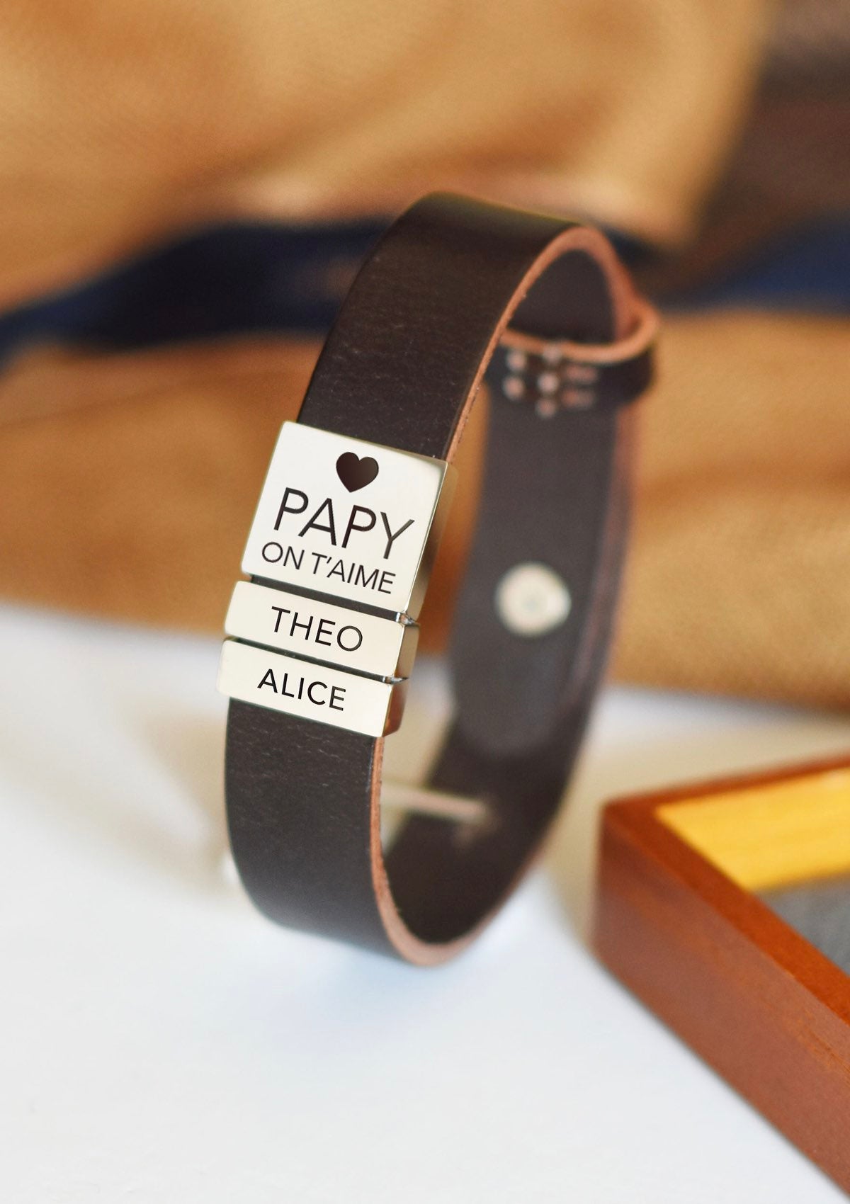 bracelet cuir papy on t'aime avec deux prénoms